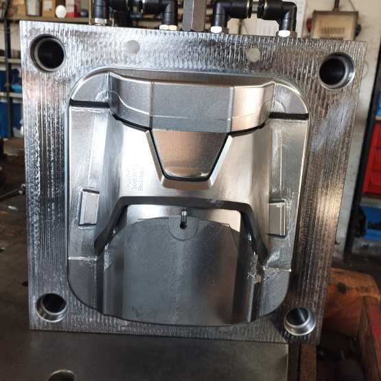 MOTLLES MOSTRES AUTOMOCIÓ INJECCIÓ